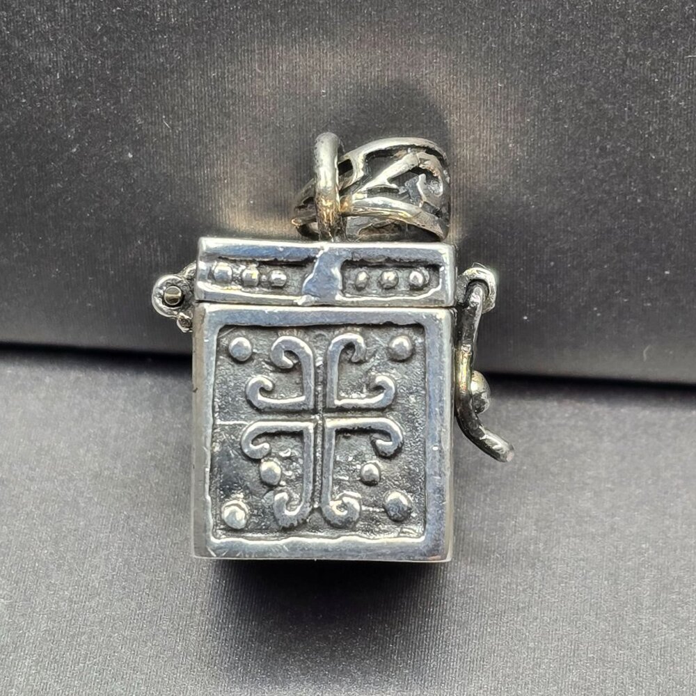 VTG 925 Sterling Silver Prayer Box Pendant 1" 8.07g Signed DHS - Picture 4 of 12